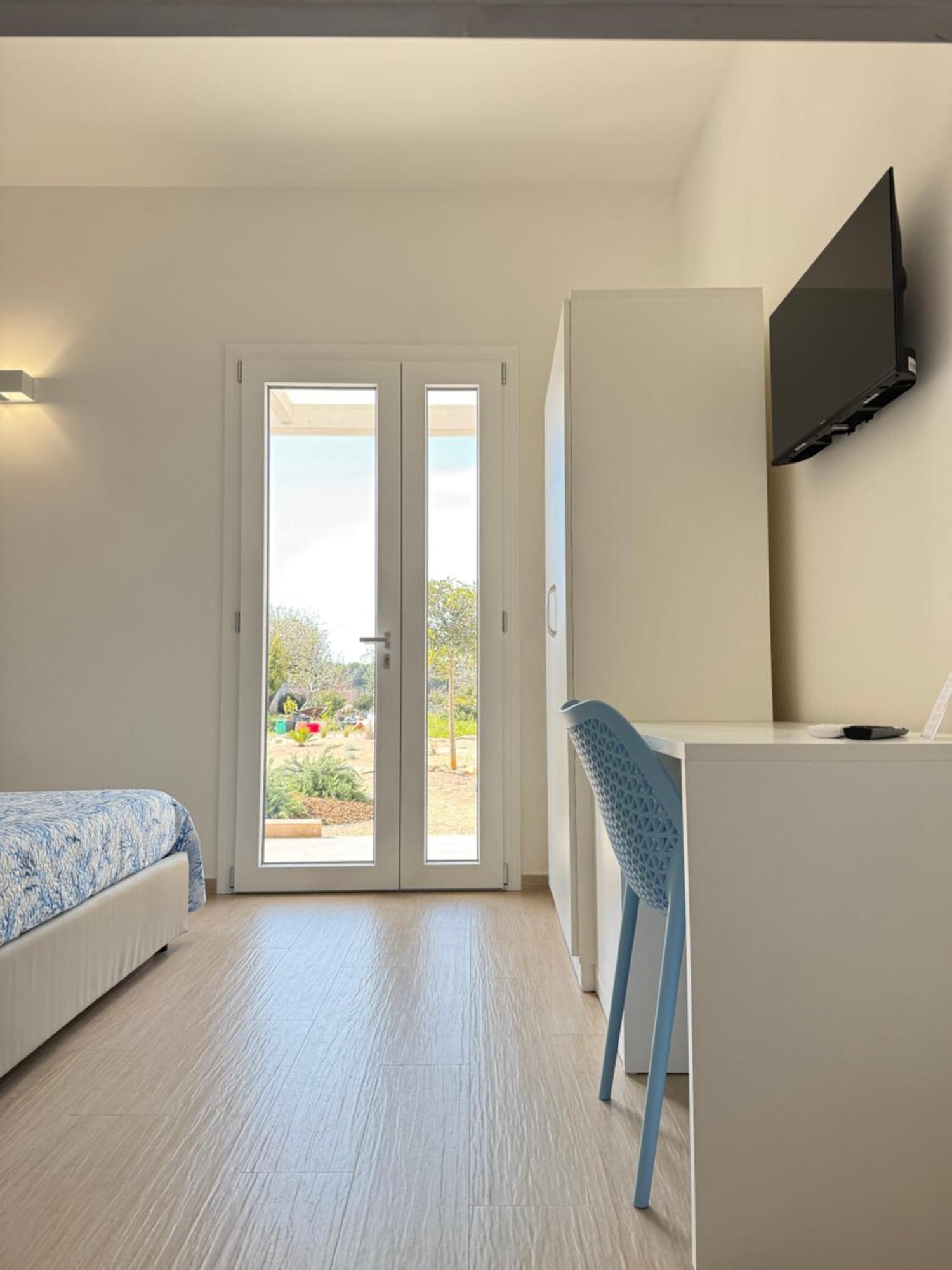 B&B Bianco Mediterraneo Торе Ово Екстериор снимка
