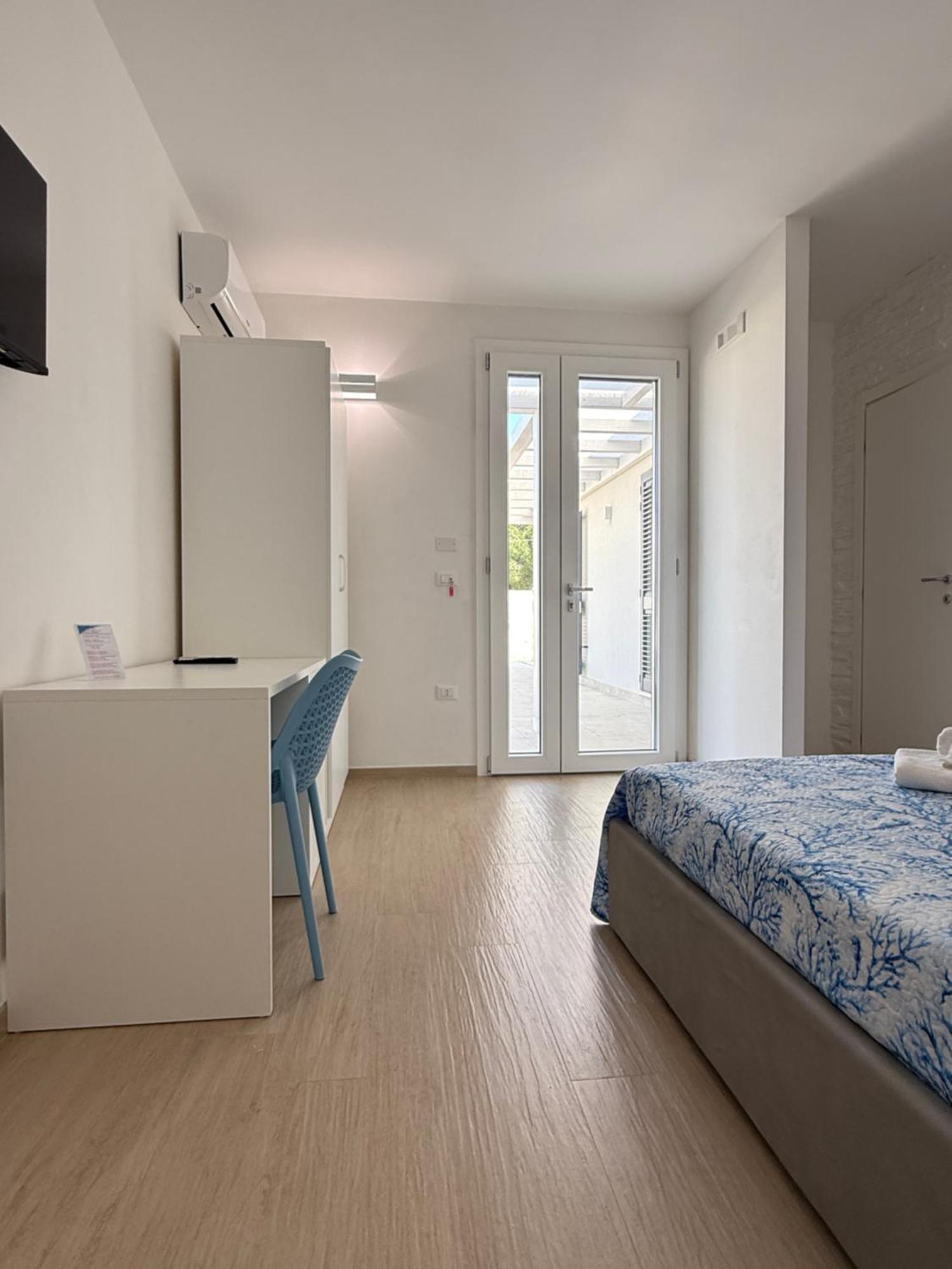 B&B Bianco Mediterraneo Торе Ово Екстериор снимка